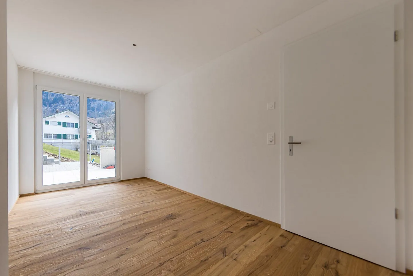 Appartamento unico di 3,5 stanze con grande terrazza - Foto 5 di 11