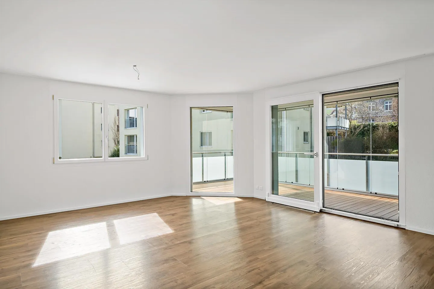 3.5 Room Apartment Near the Lake - Photo 1 of 10