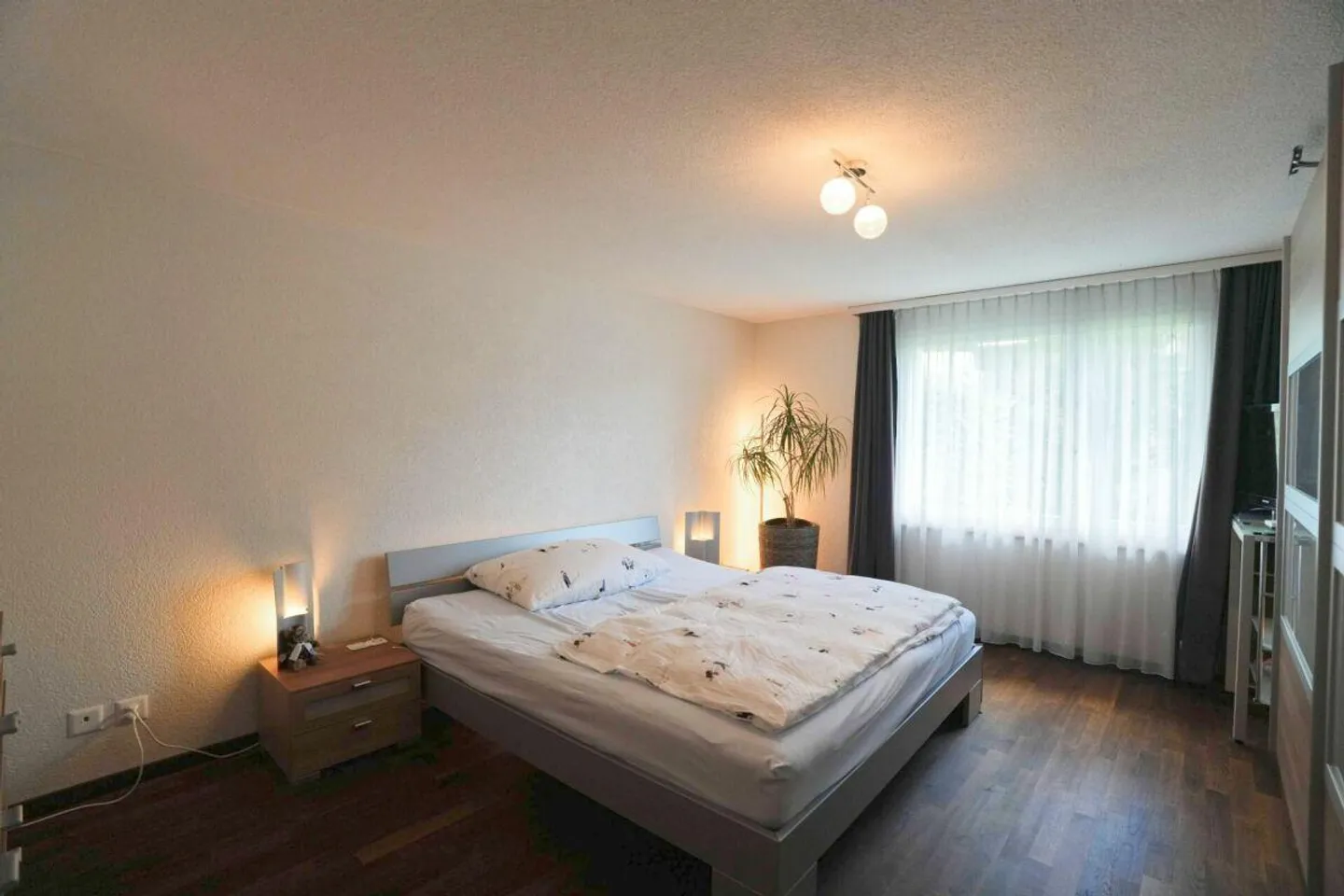 Quiet and sunny 4.5-room apartment - Photo 7 of 11