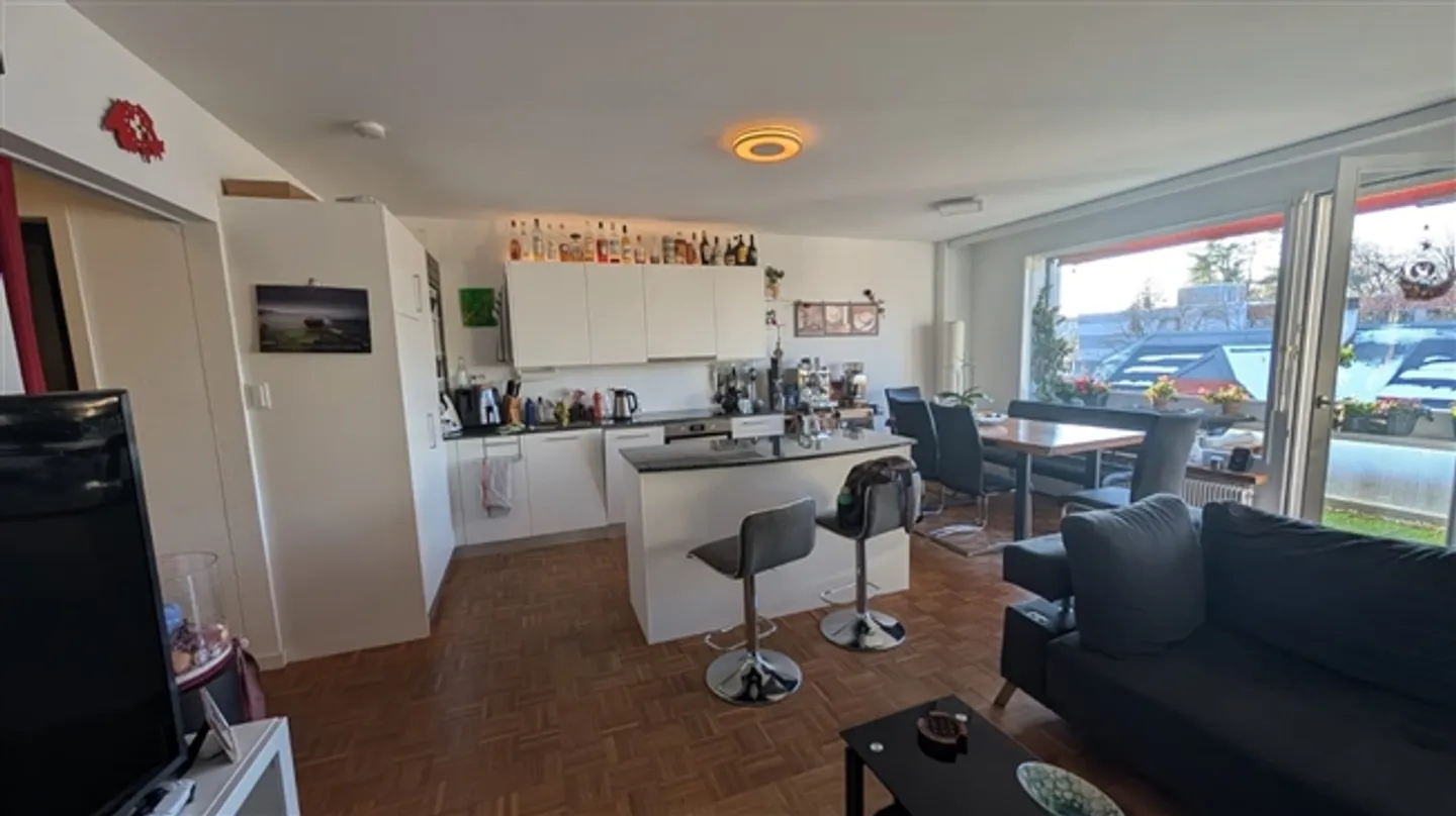 Appartement à louer - Photo 3 sur 10