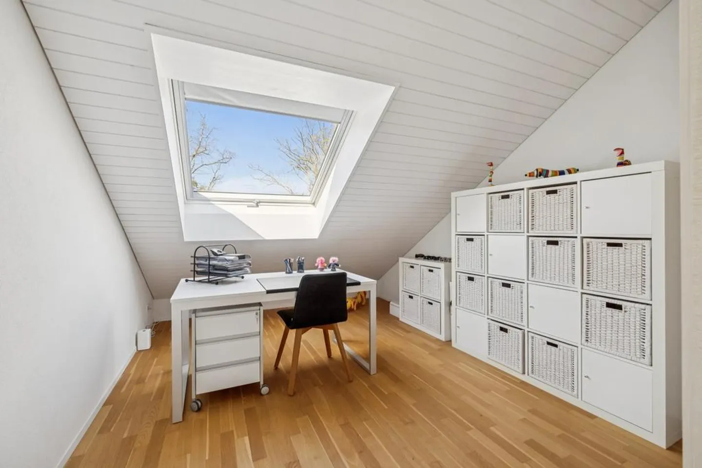 Light-flooded 5.5-room maisonette apartment - Photo 10 of 11