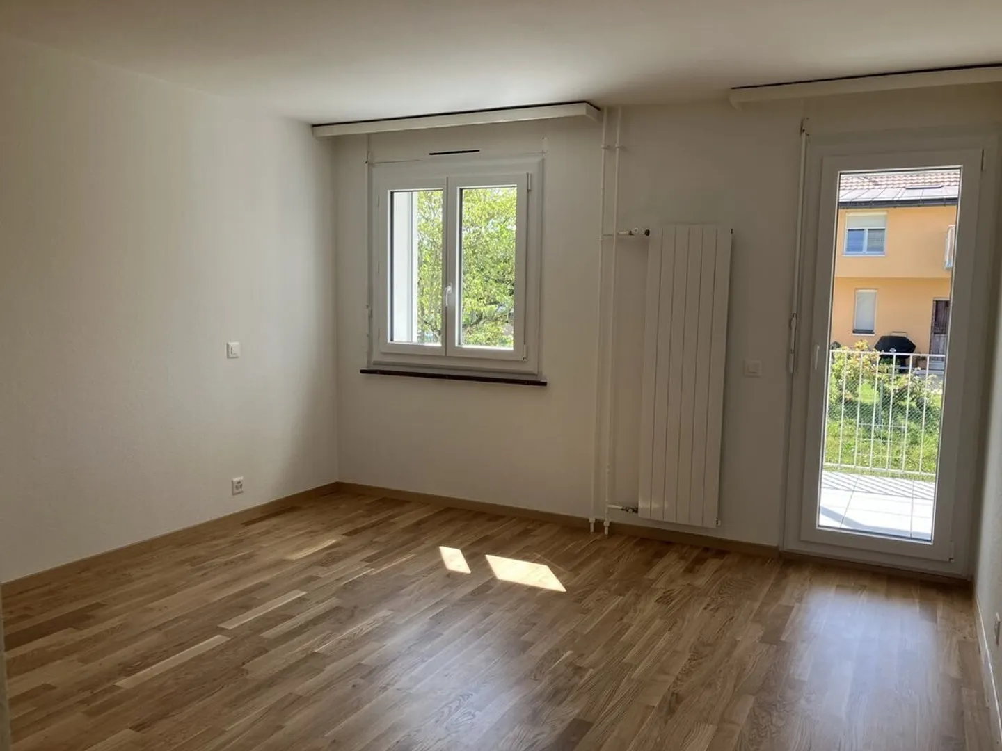 Appartement charmant de 4,5 pièces au 1er étage dans un cadre rural - Photo 7 sur 8