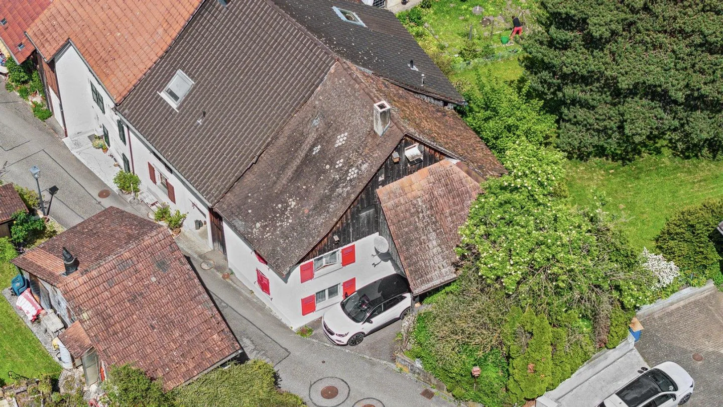 Incantevole Casa Familiare in Zona Tranquilla - Foto 10 di 13