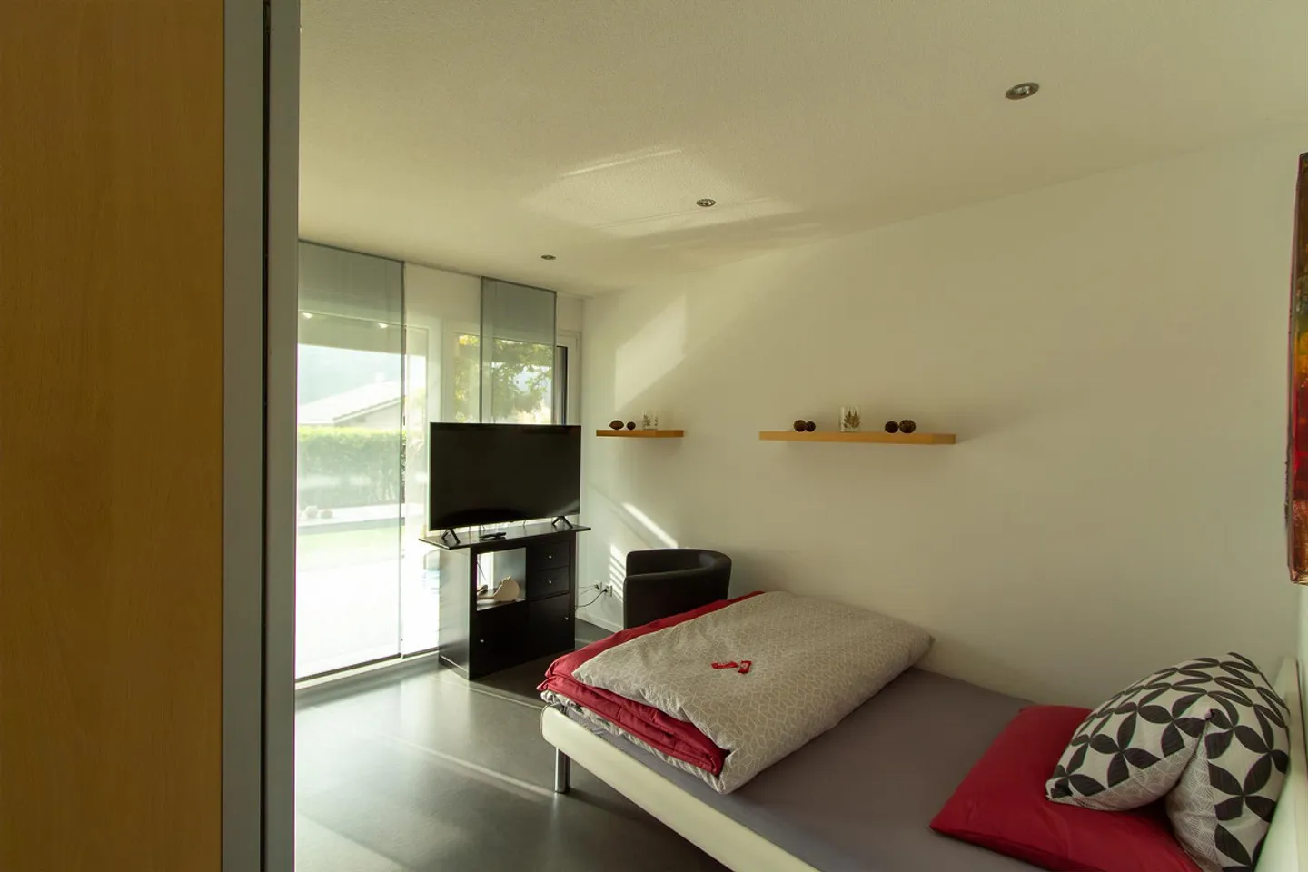 Modern Single-Family House in Flums Hochwiese - Photo 10 of 13