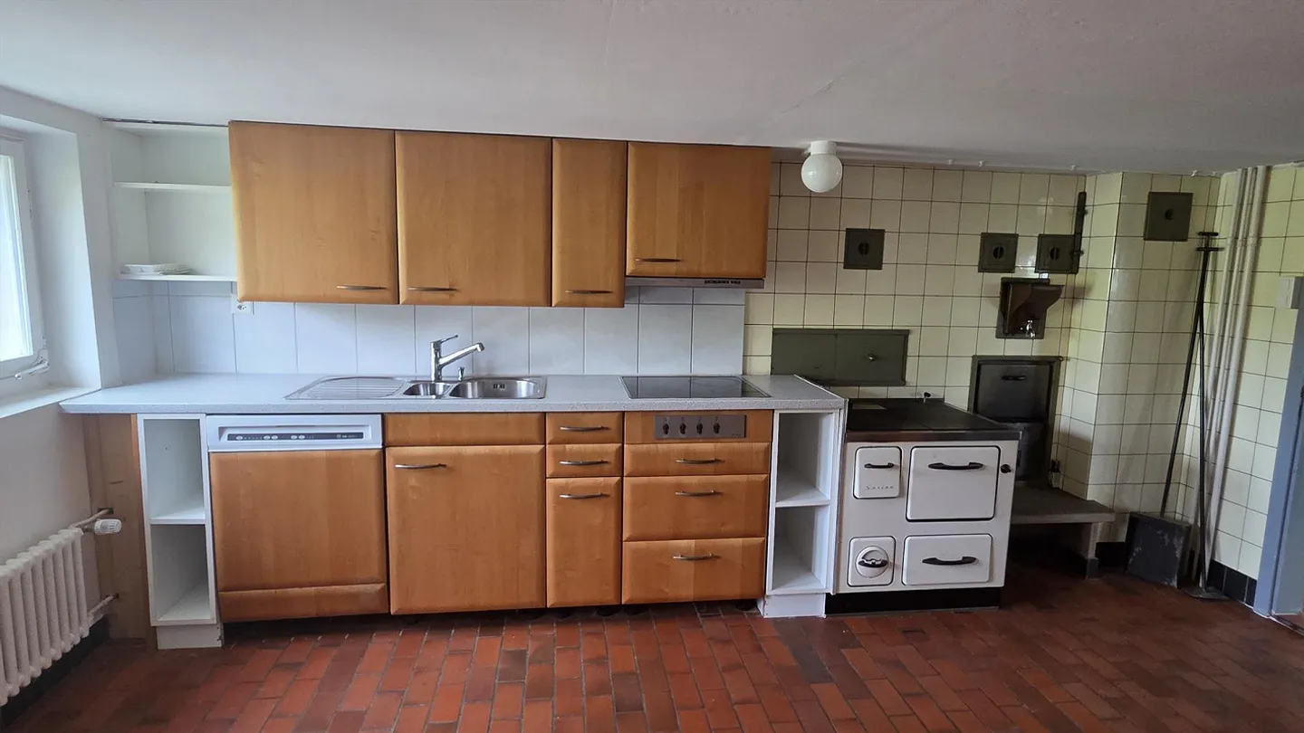 Appartement 3 pièces dans un emplacement calme - Photo 3 sur 7