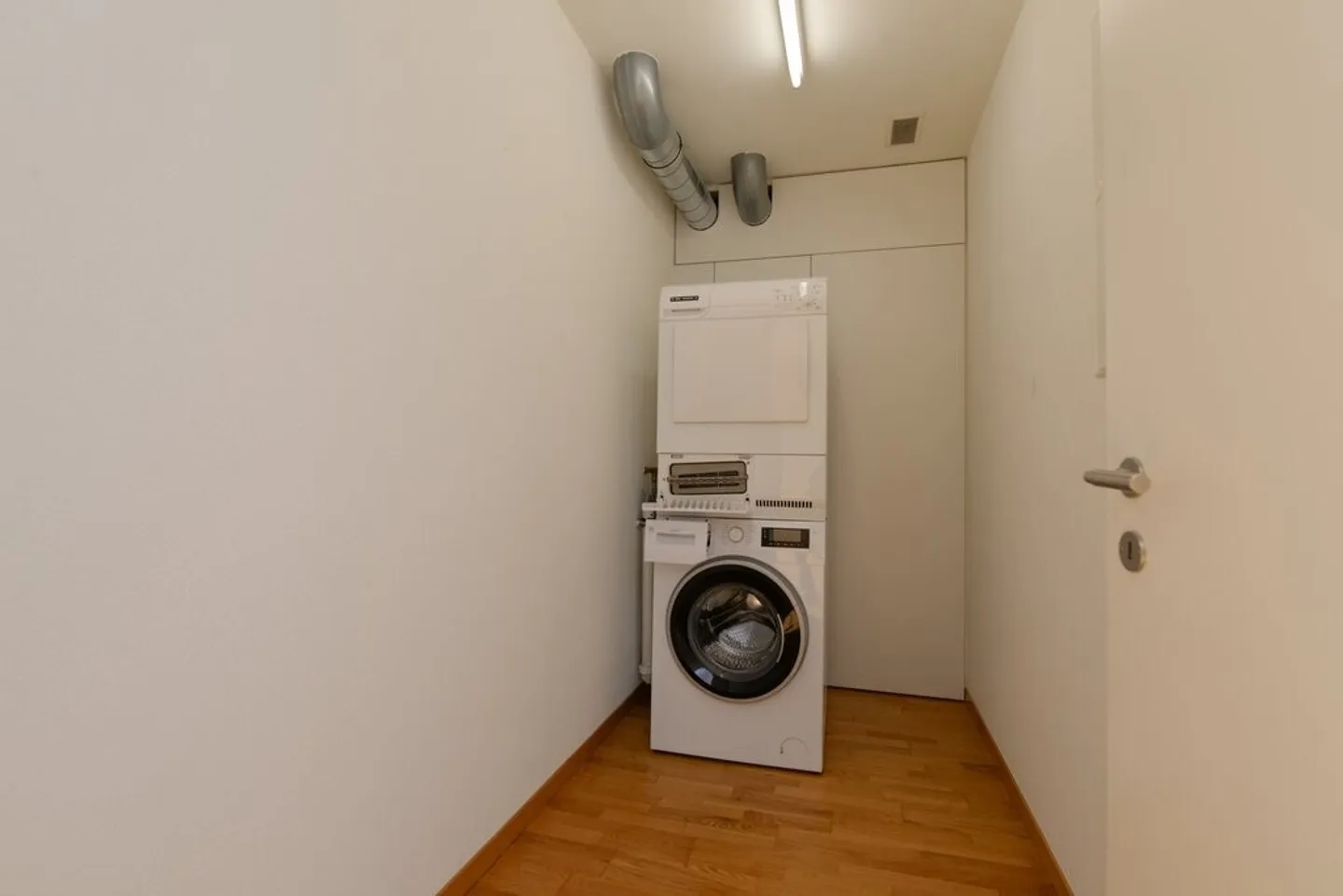 Appartamento moderno in città nel centro di Biel - Foto 8 di 10