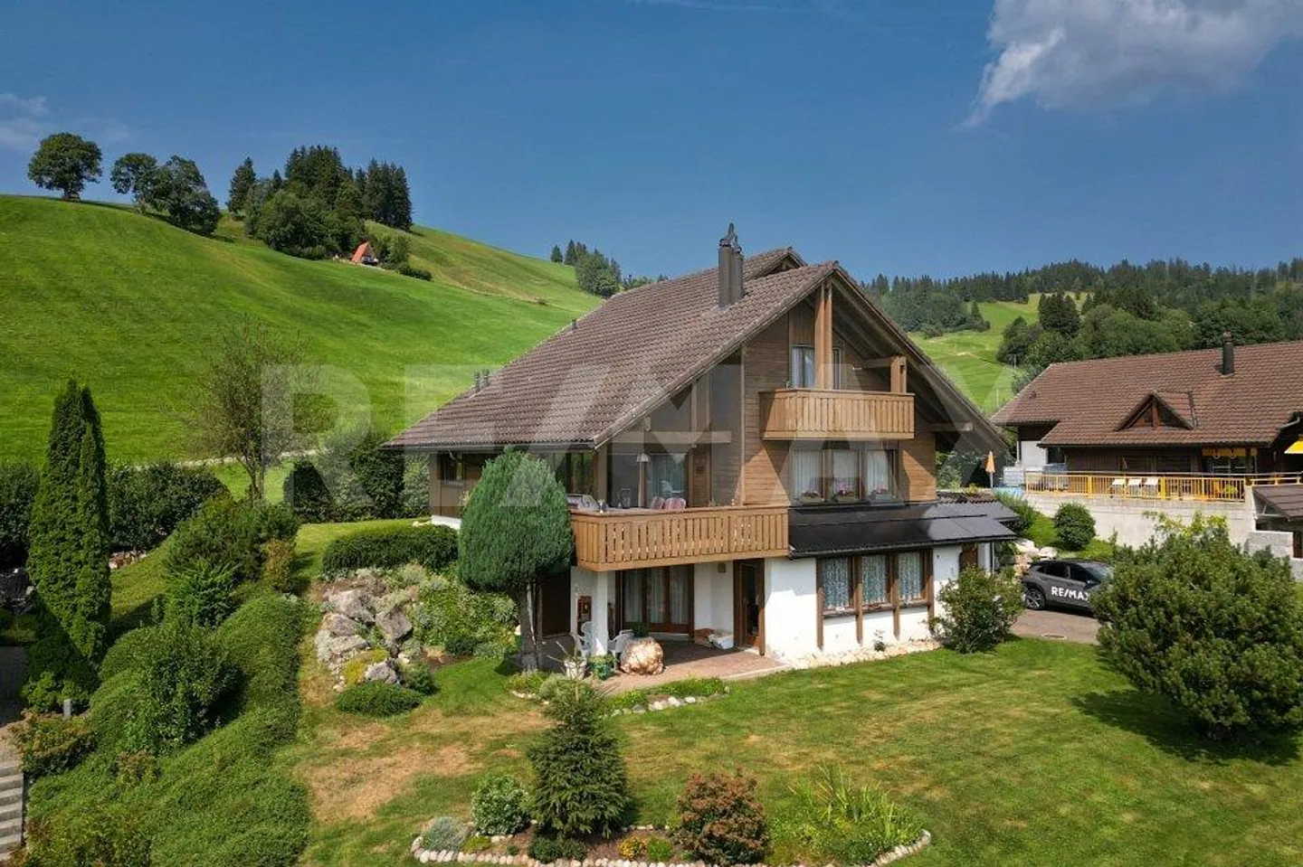 Casa 7 stanze - Foto 1 di 13