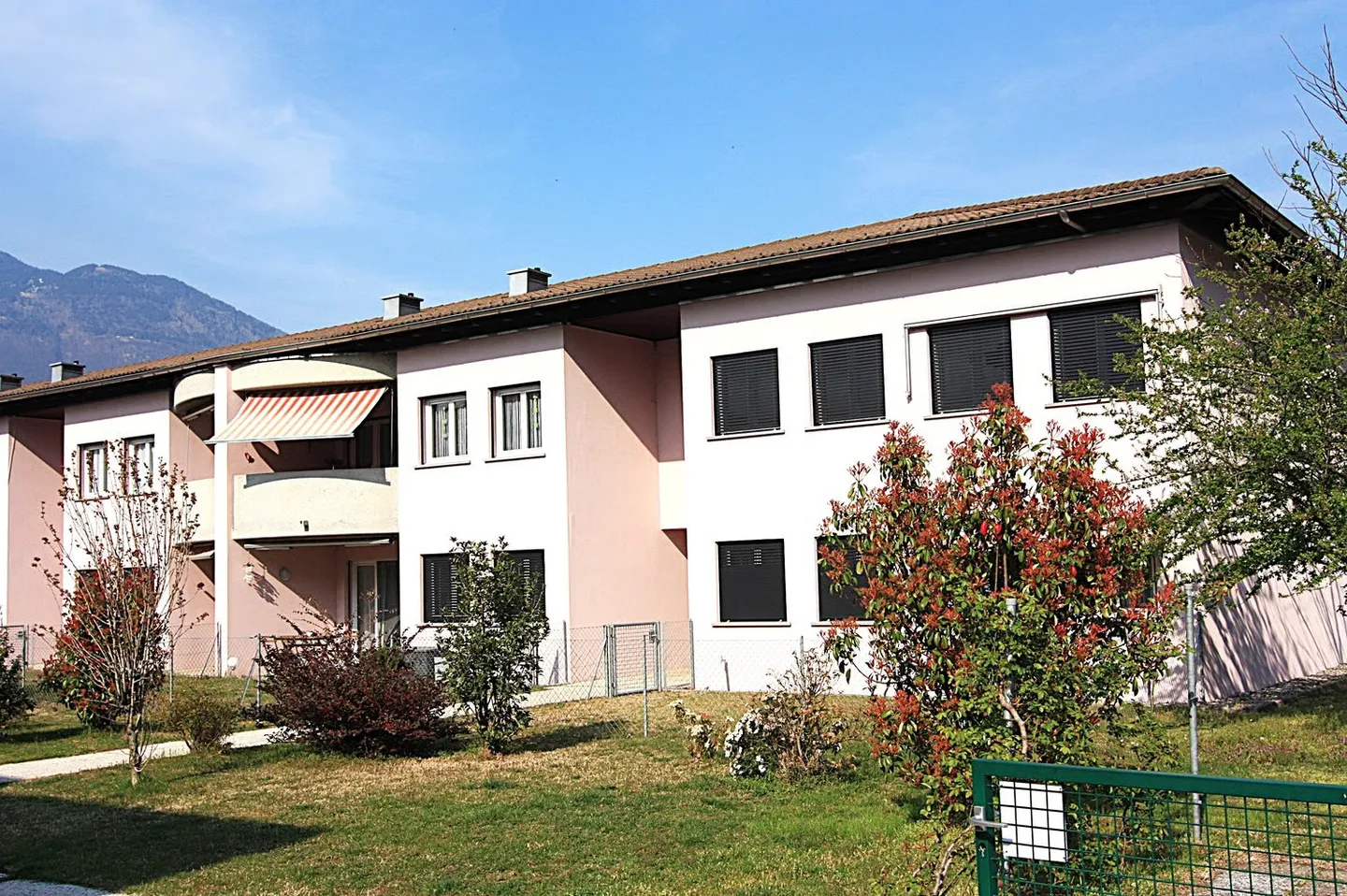 Stabile d'appartamenti a reddito a Sant'Antonino - Foto 4 von 8