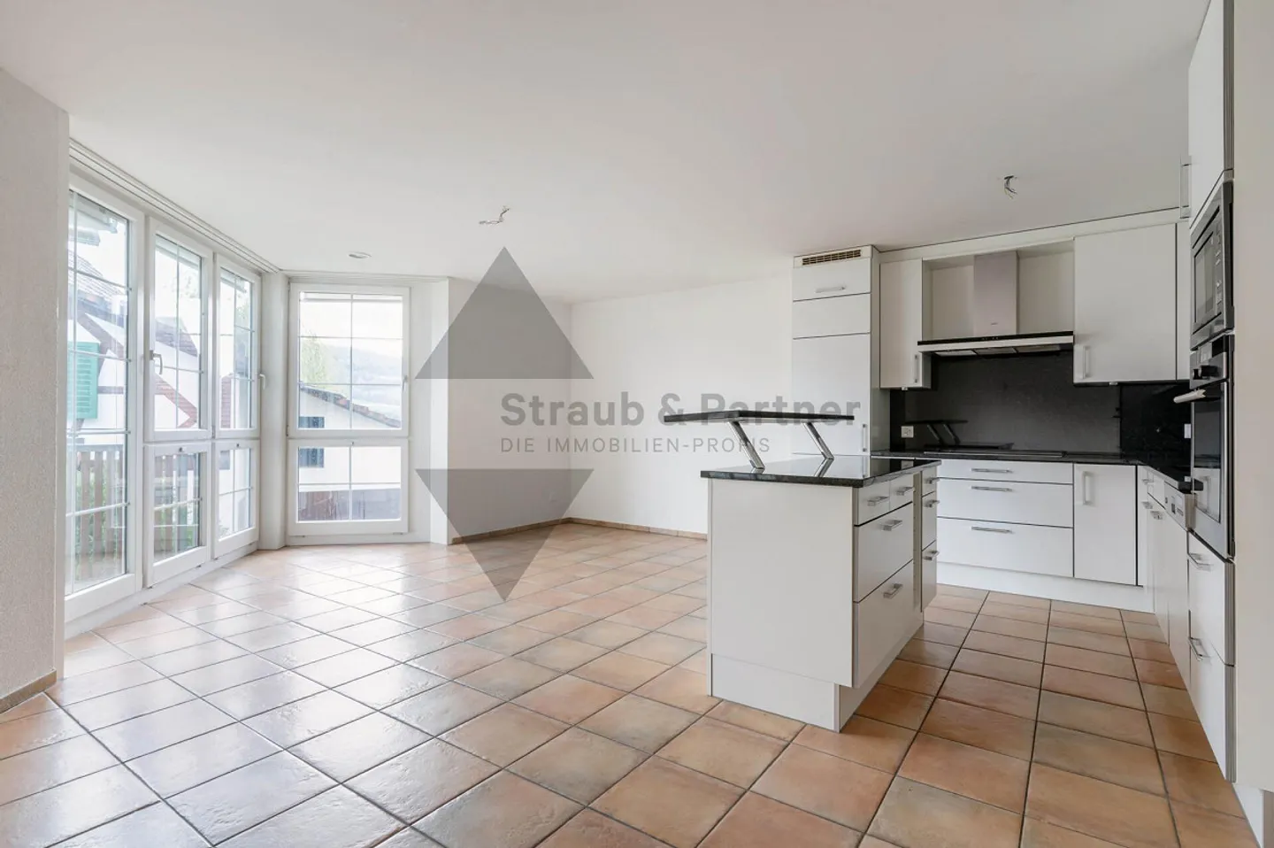 Jewel with Balcony and Garden Seating Area in the Heart of Oberweningen - Photo 4 of 11