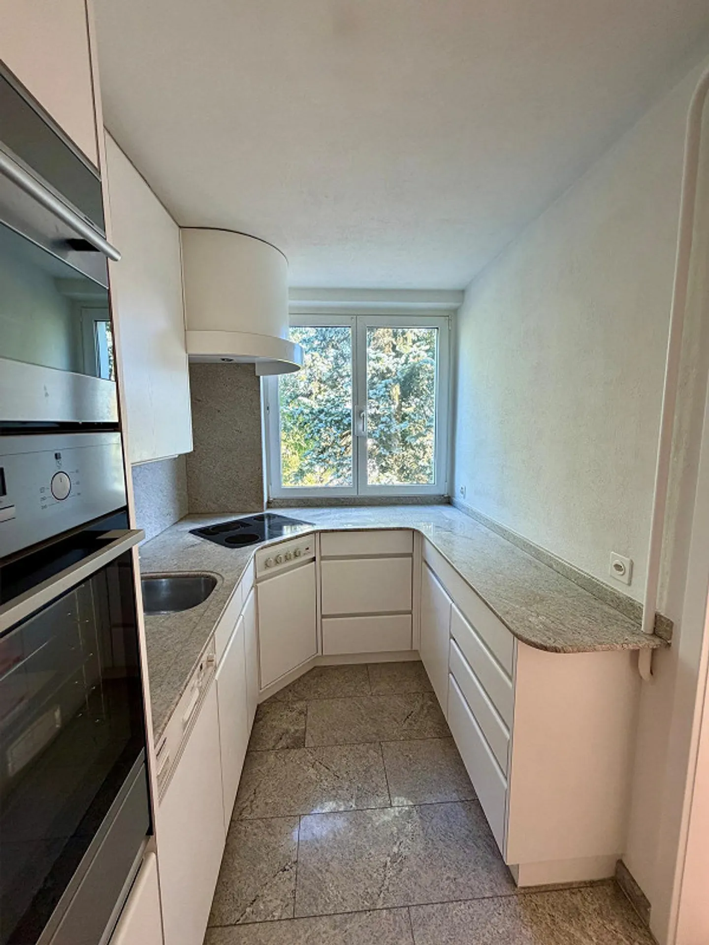 Charming, newly renovated house for garden lovers - Photo 4 of 13
