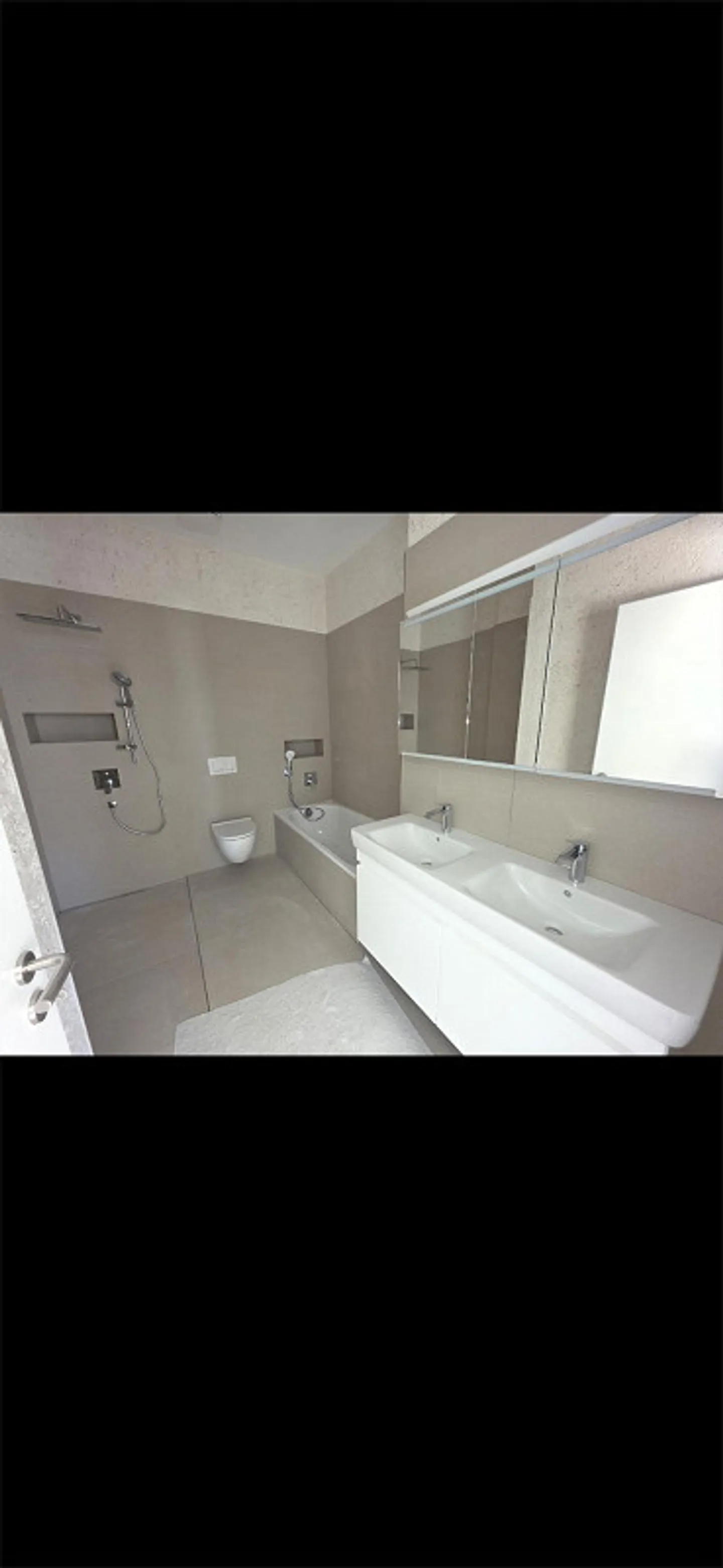 FIRST RENTAL modern 3.5 room penthouse in Münchwilen - Photo 3 of 6