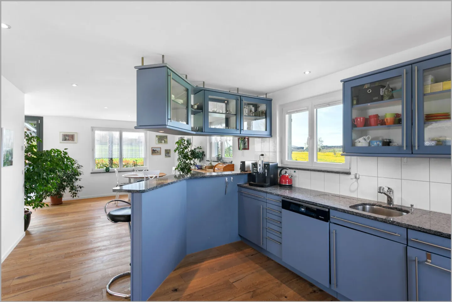 Exclusive Residential Paradise in the Green! - Photo 6 of 13