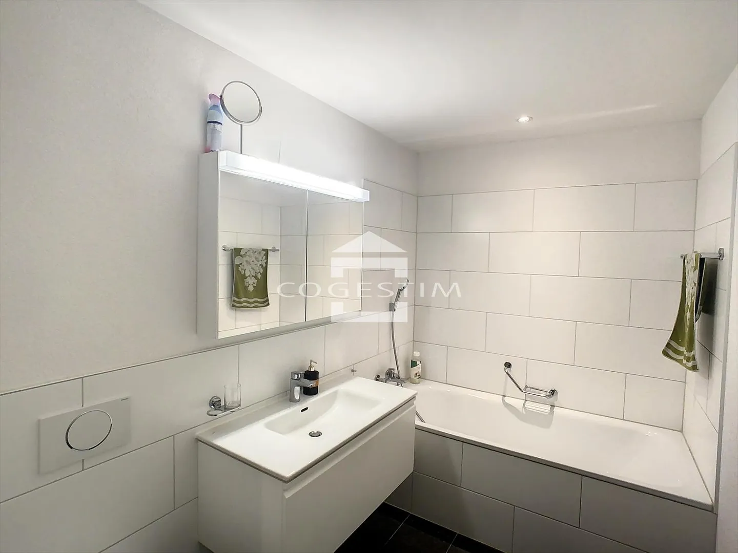 Appartement 3.5 pièces - Photo 3 sur 8