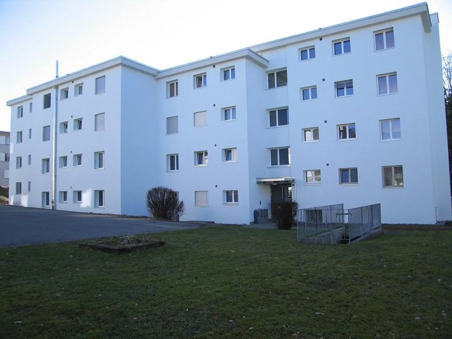 Appartement moderne de 3,5 pièces à louer à Obfelden - Photo 1 sur 7