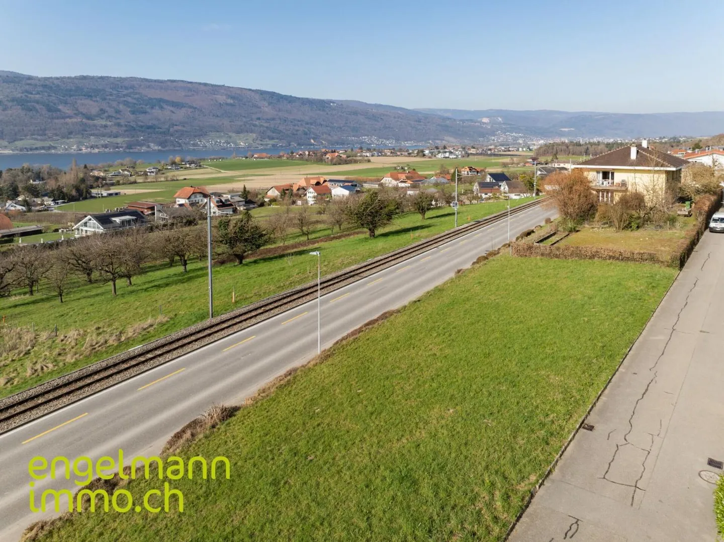 Building plot with lake view - Photo 8 of 12