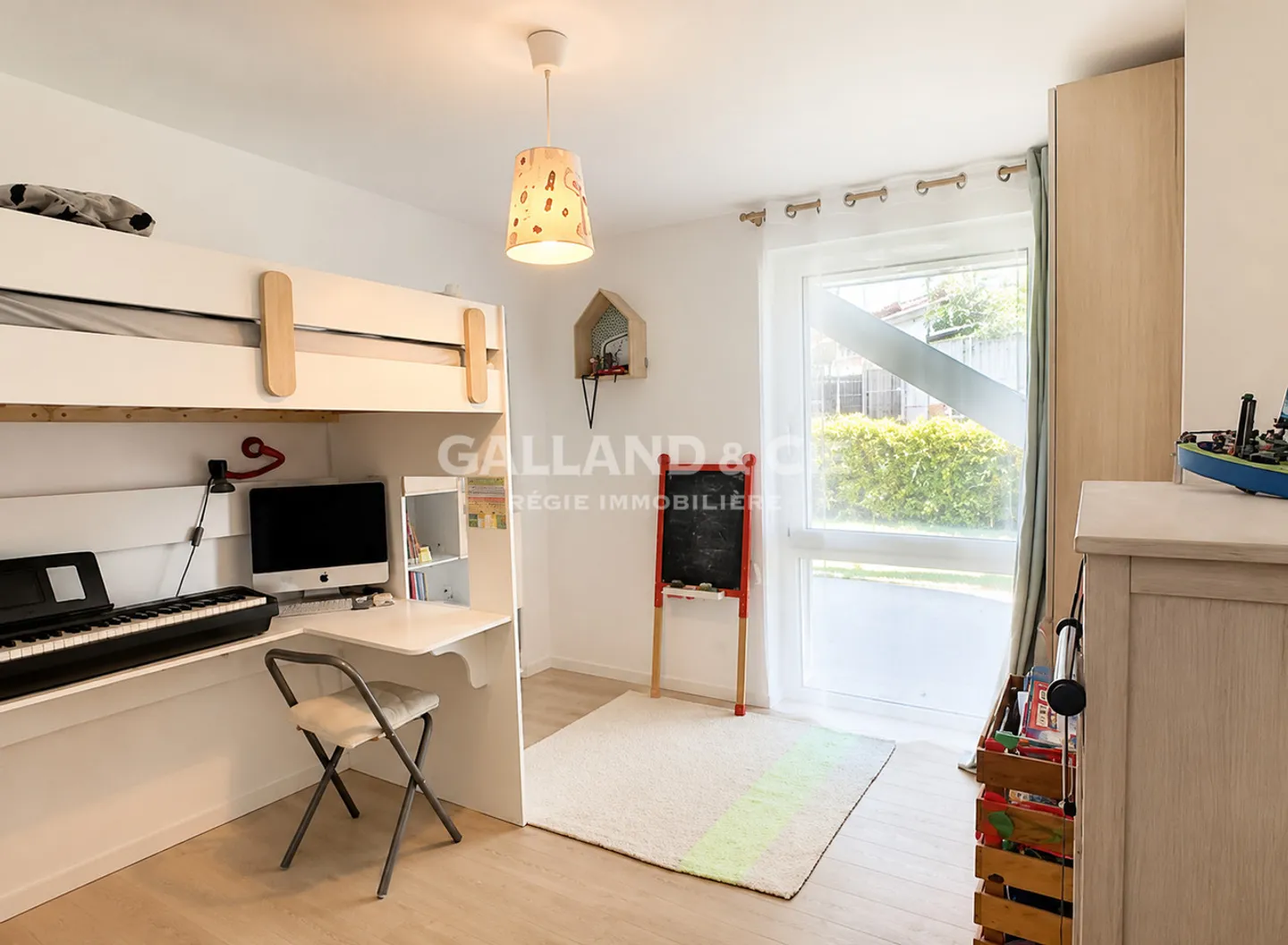 Duplex Élégant en Emplacement Privilégié - Photo 7 sur 10