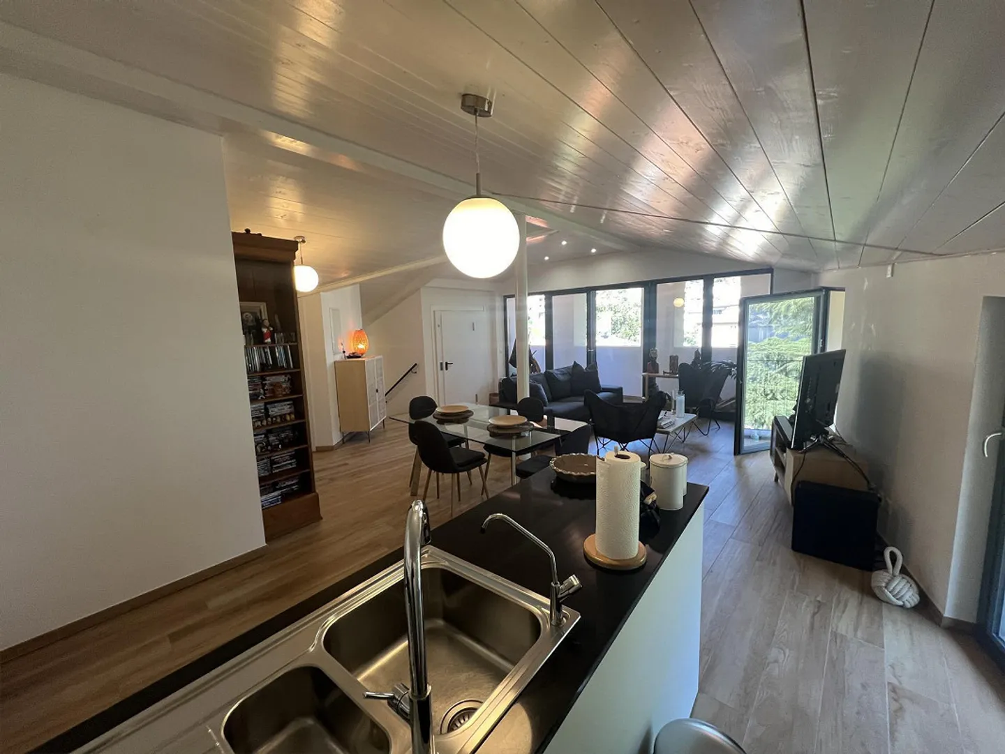 Central Riva San Vitale AND LAKE VIEW, PENTHOUSE in perfect condition - Photo 10 of 30