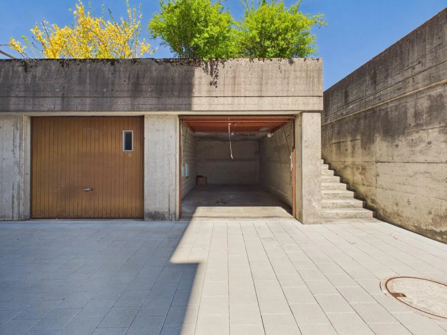 Remise de printemps ? Possibilités de stationnement et de stockage dans le quartier de Schomatten - Photo 3 sur 3