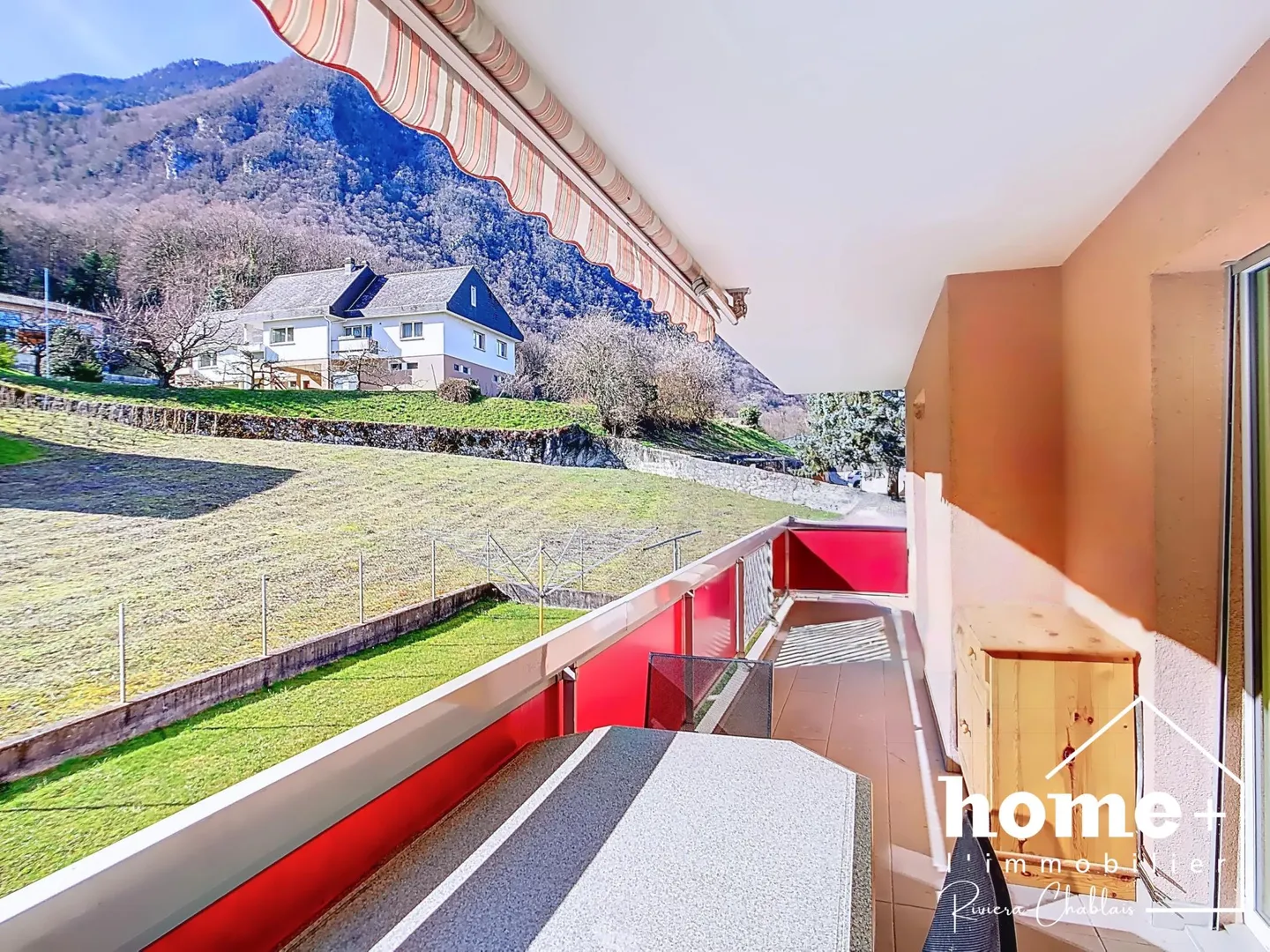 Charming 4.5 Room Apartment - Photo 1 of 11