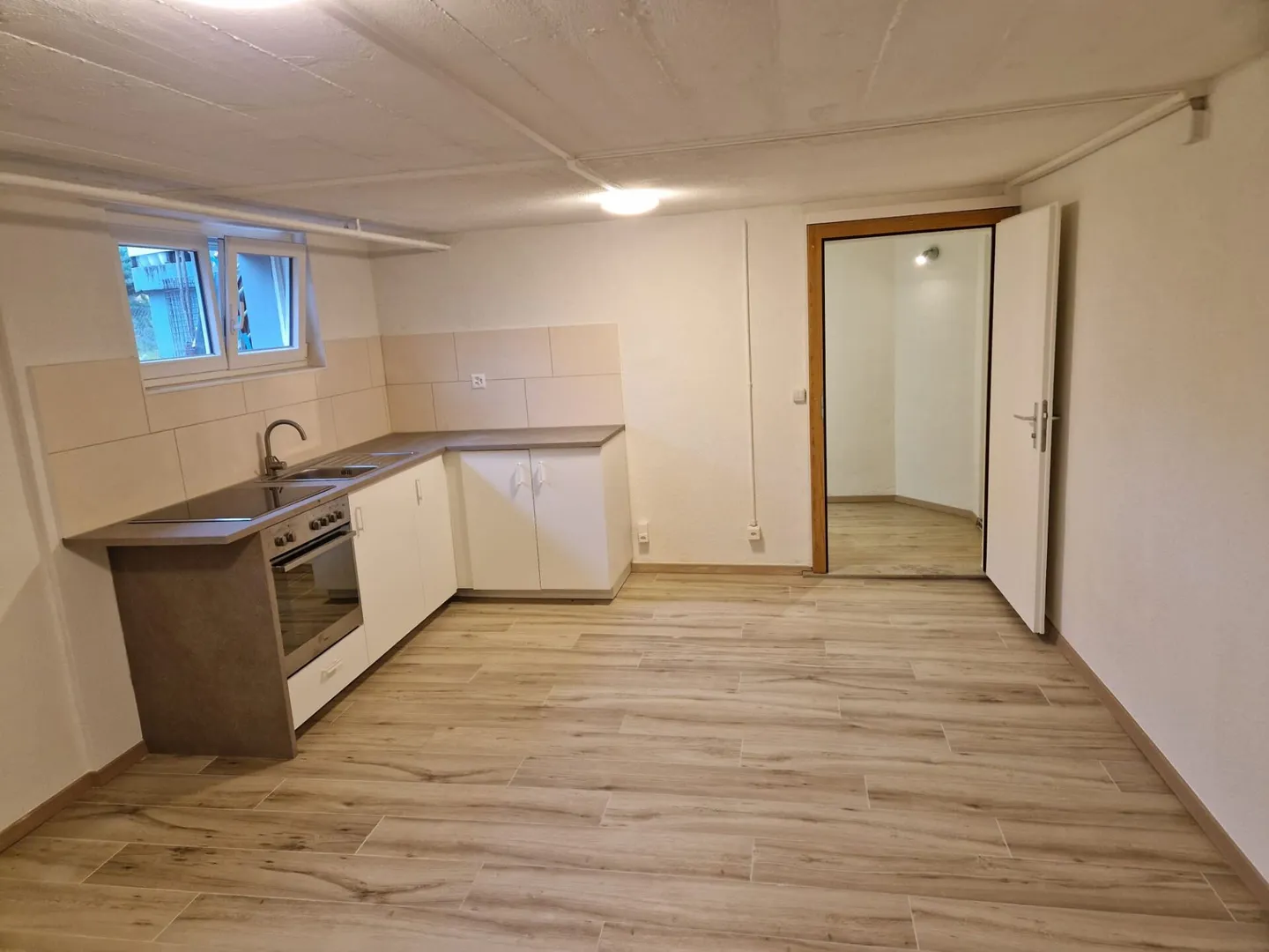 Helle Maisonette an ruhiger Lage mit Garage, Hobbyraum und Abstellplatz Kopie - Foto 4 von 11