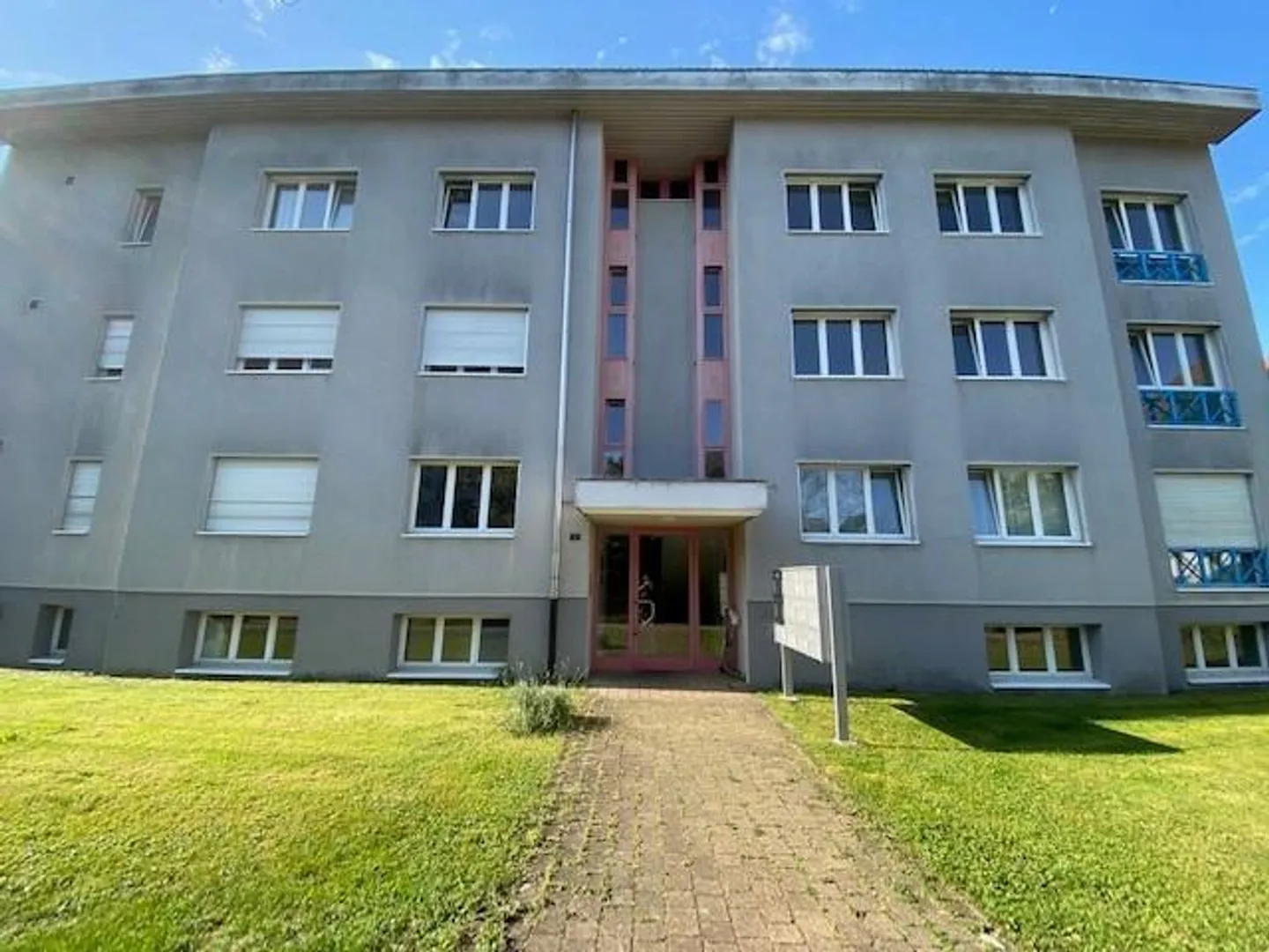 Beheizter Bastelraum mit Tageslicht - Foto 1 von 3