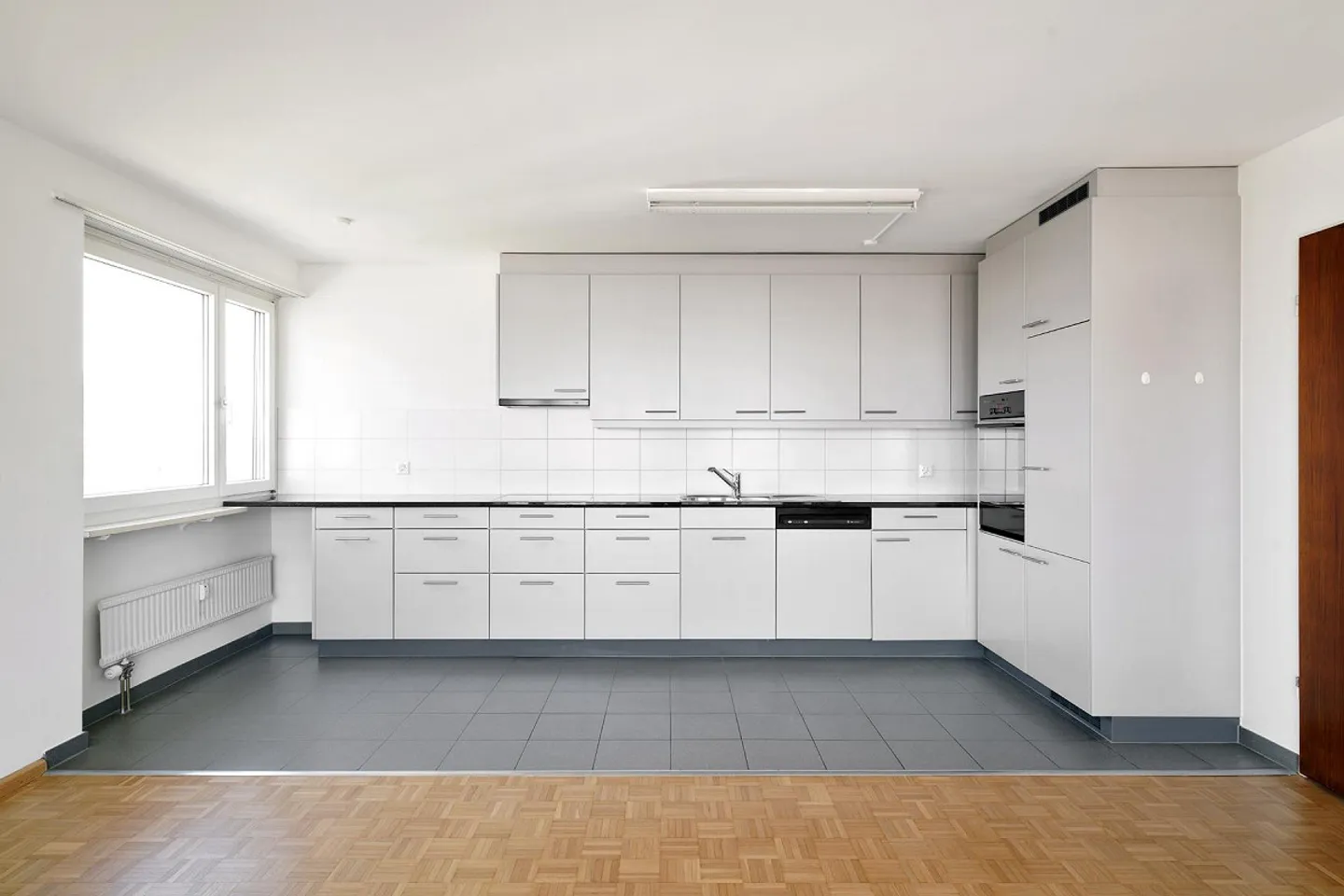 Appartamento 4.5 camere affascinante - Foto 3 di 11