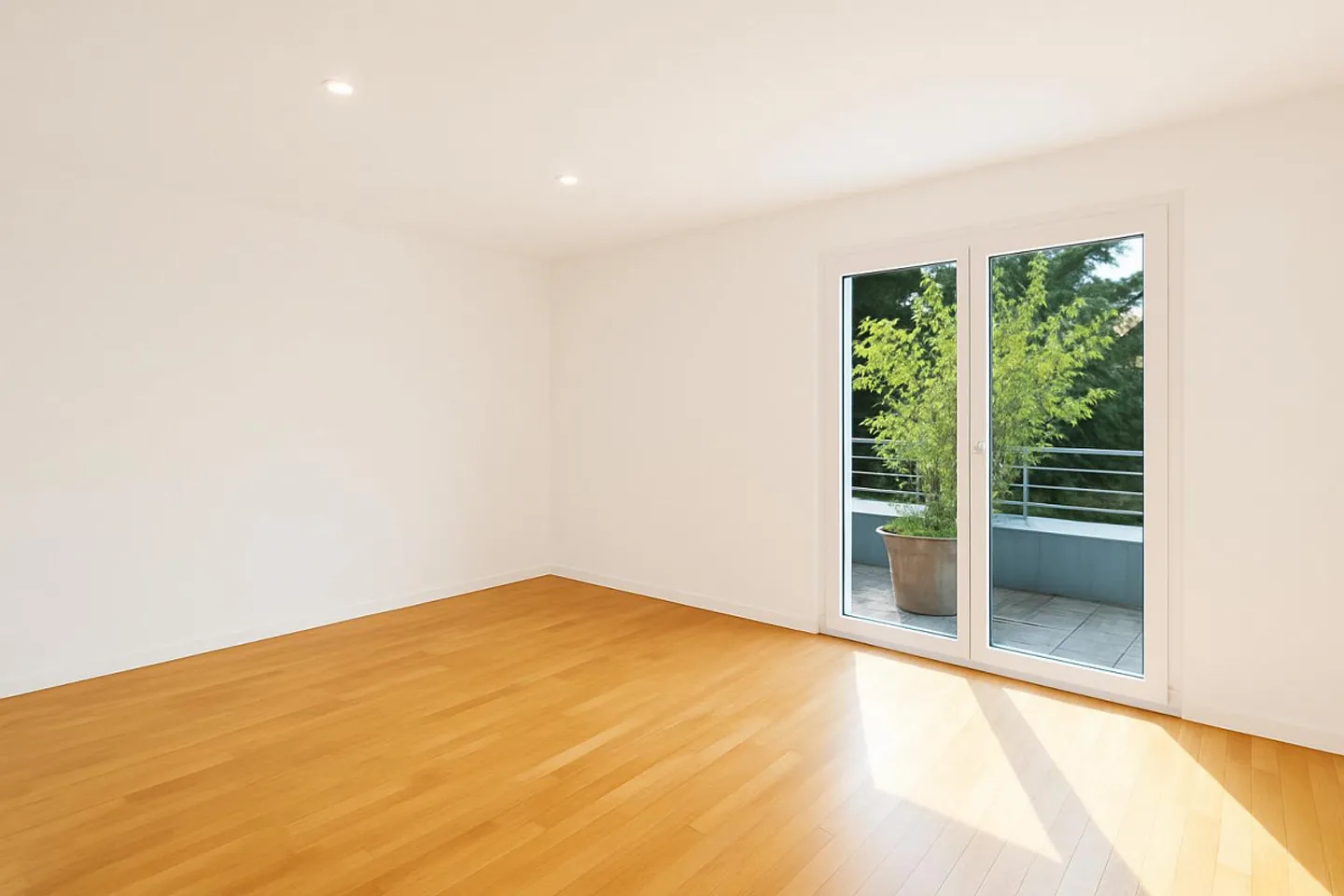 3.5-room penthouse apartment with large terrace - Photo 4 of 10