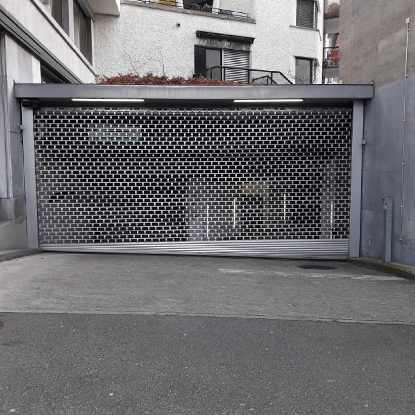 "Car parking space for small cars at Schaffhauserplatz" - Photo 2 of 4
