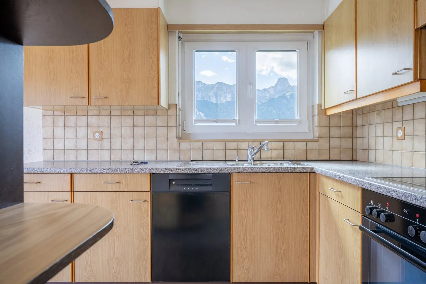 Room for New Perspectives - Your 4.5-Room Apartment for Well-Being - Photo 2 of 15