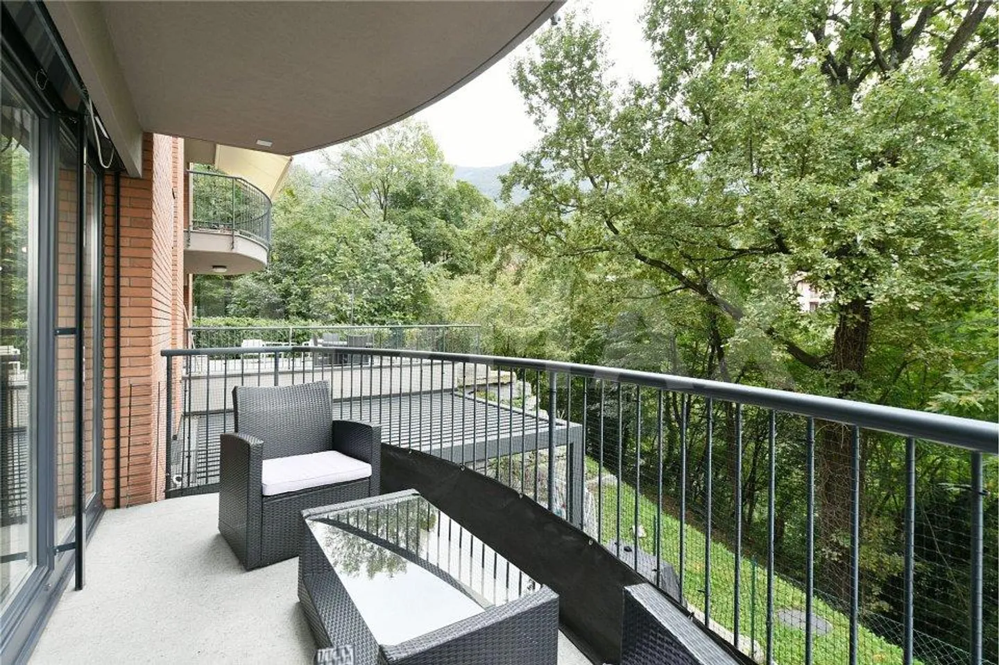 Appartement 3.5 pièces dans le vert - Photo 5 sur 13