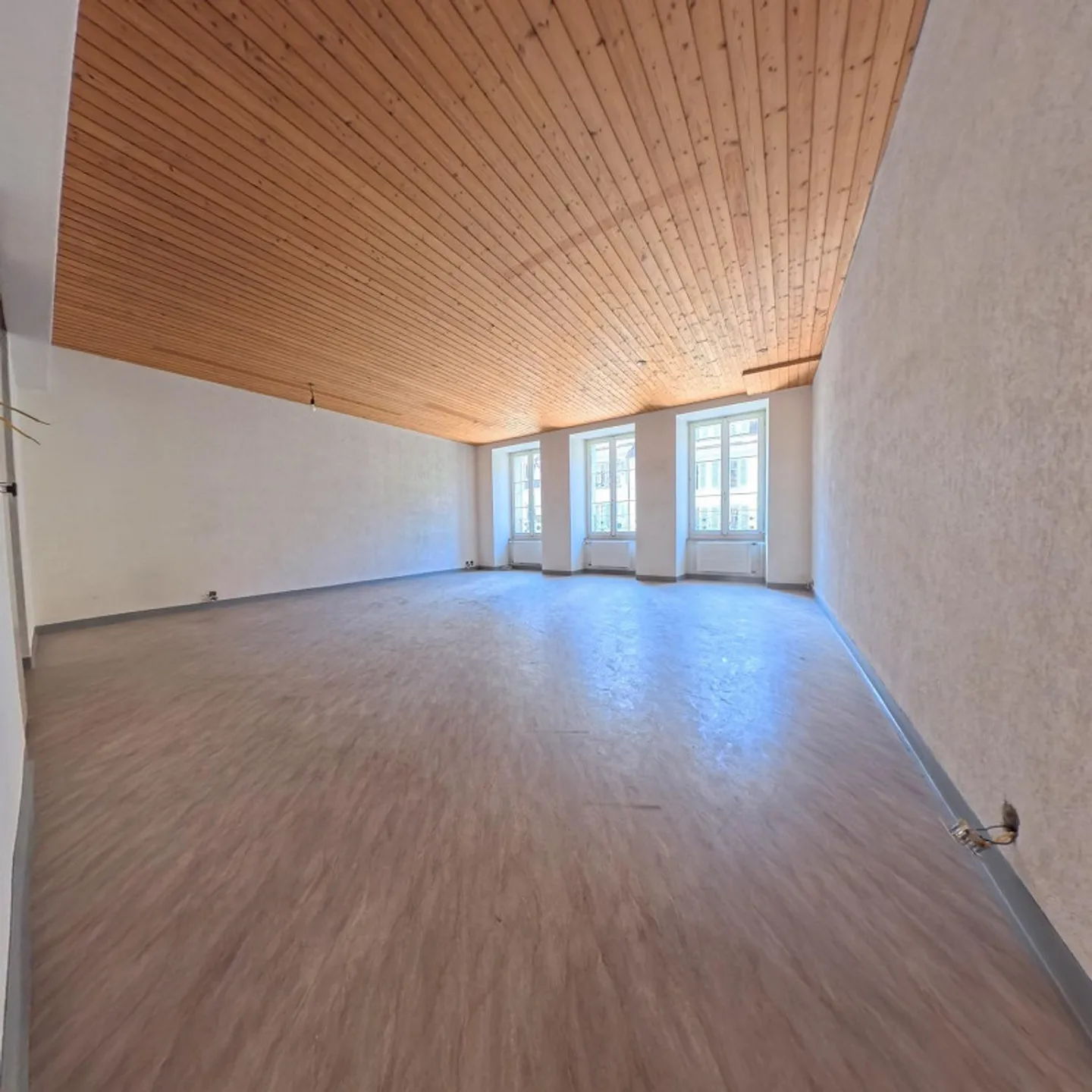 Helle Bürofläche in zentraler Lage - Foto 3 von 6