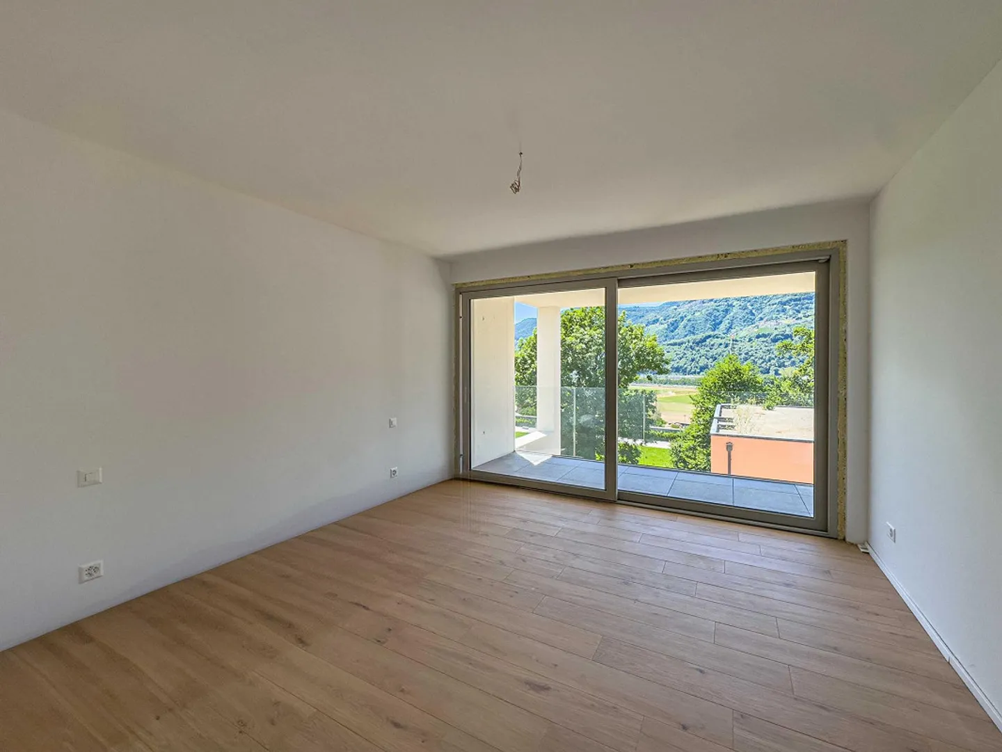 New 2.5-room apartment with terrace in Vezia - Photo 5 of 9