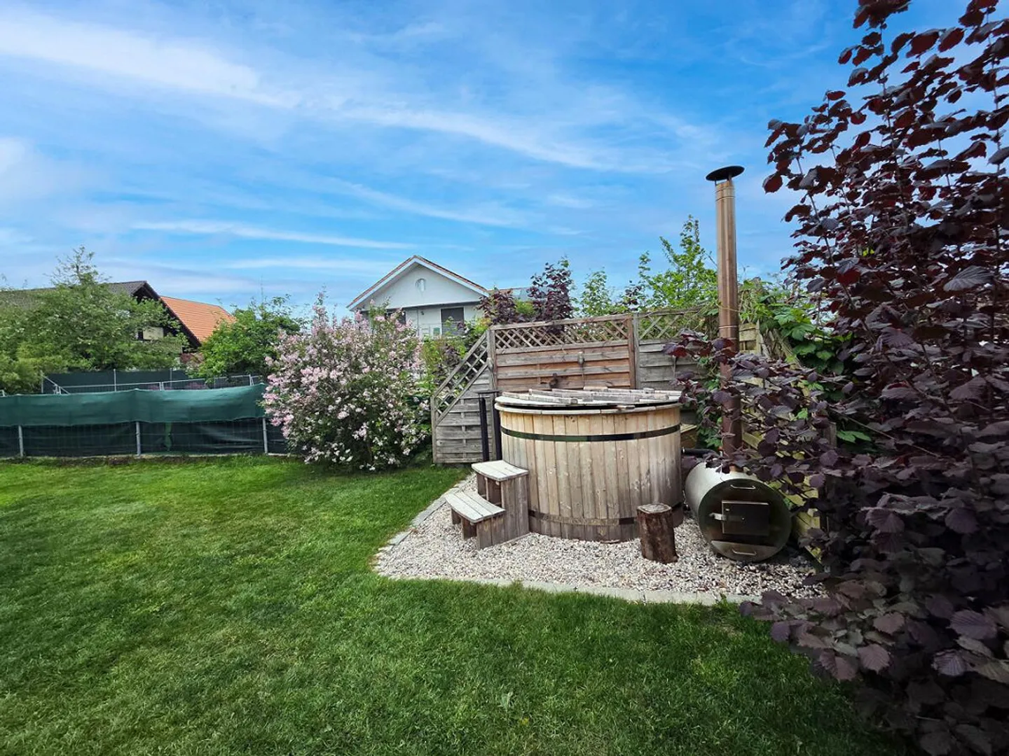 Nature-friendly living with comfort - Photo 20 of 26