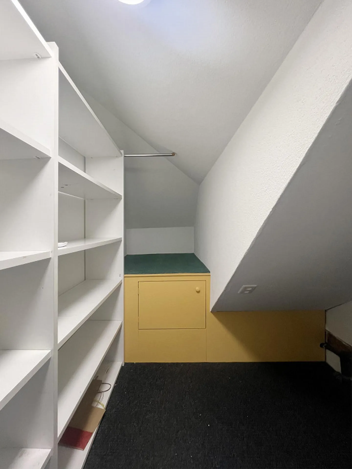 Beautiful penthouse apartment with a view - Photo 10 of 10