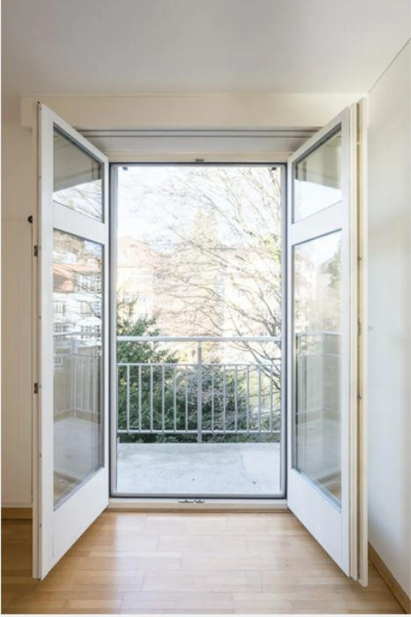 Appartamento 4.5 camere affascinante - Foto 3 di 7