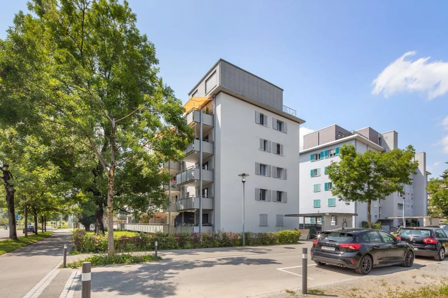 Beautiful and bright 3-room apartment for rent in Uster - Photo 1 of 5