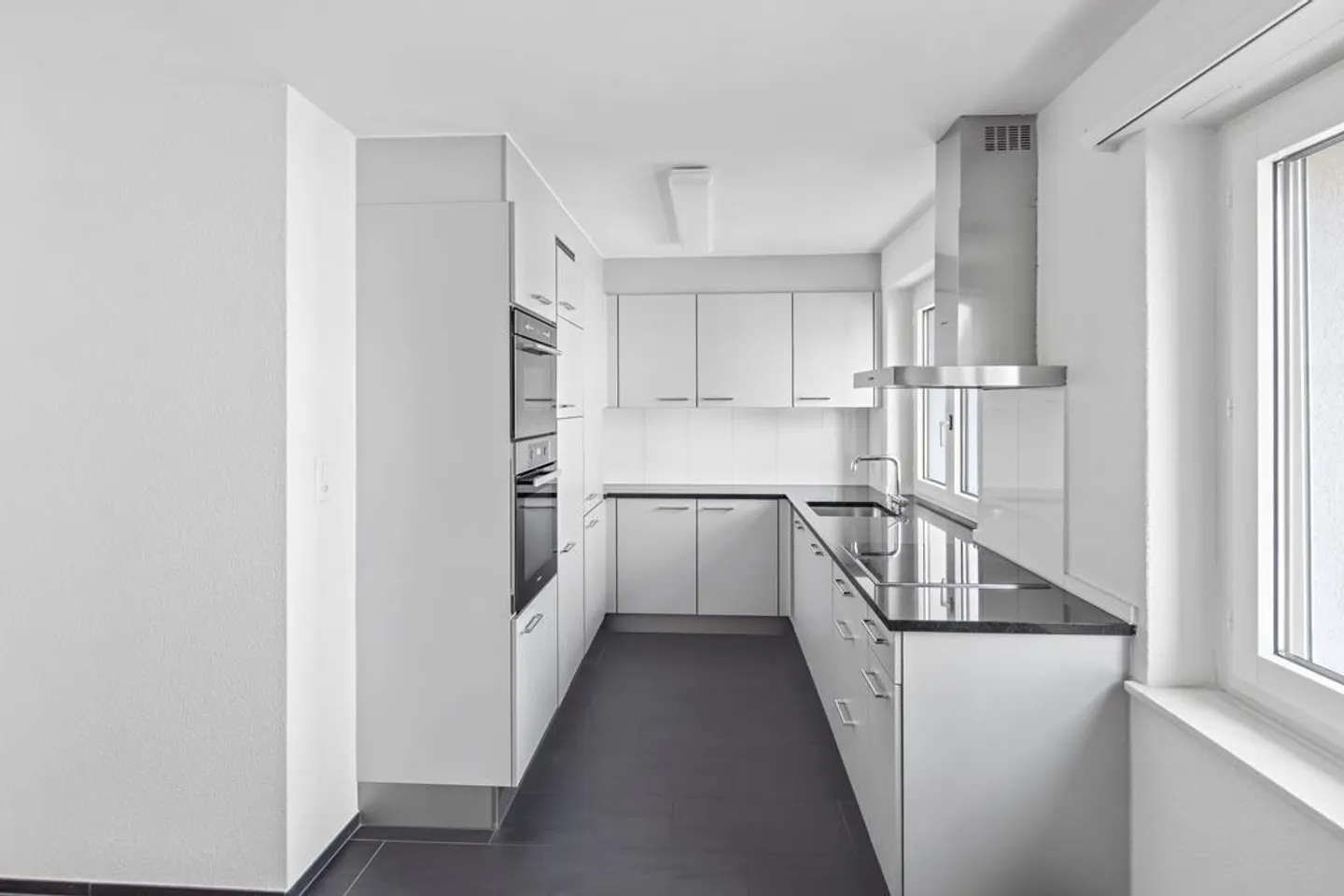 Beautiful and bright 3-room apartment for rent in Uster - Photo 4 of 5