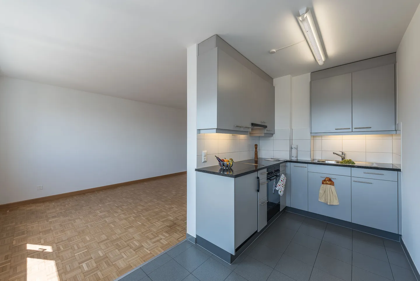 Beautiful apartment with a view! - Photo 4 of 9