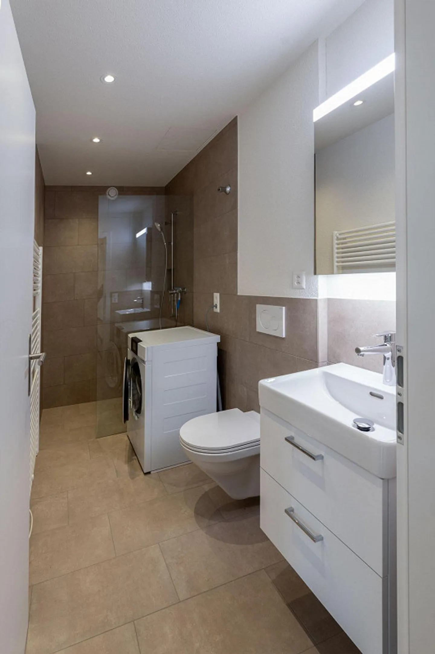 Appartement Loft Charmant au Cœur de Mettmenstetten - Photo 3 sur 5
