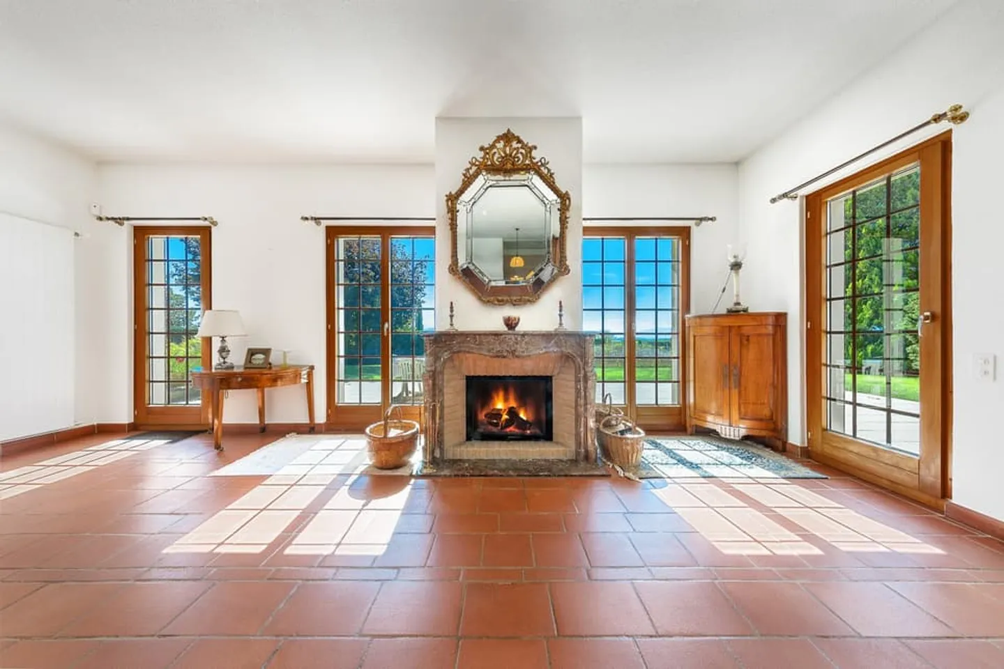 Magnifica villa indipendente di 7,5 locali a Chéserex - Foto 4 di 13