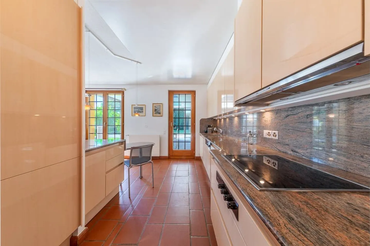 Magnifica villa indipendente di 7,5 locali a Chéserex - Foto 9 di 13