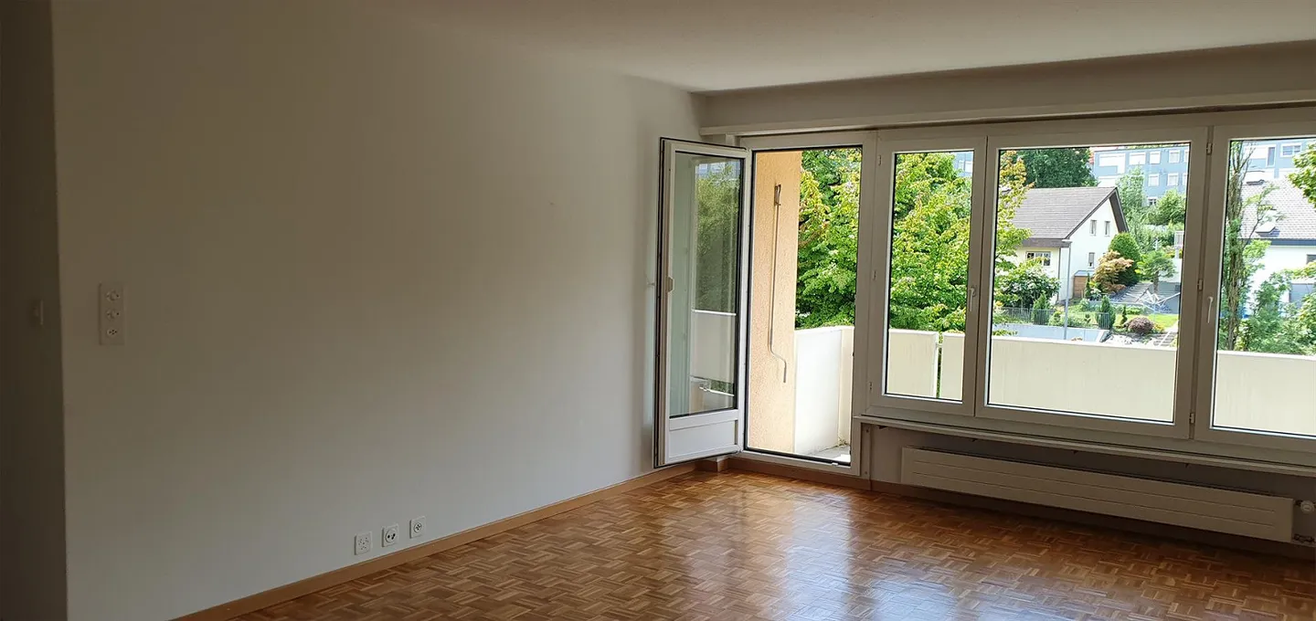 Vivere temporaneamente con vista sul verde a Spreitenbach! - Foto 2 di 6