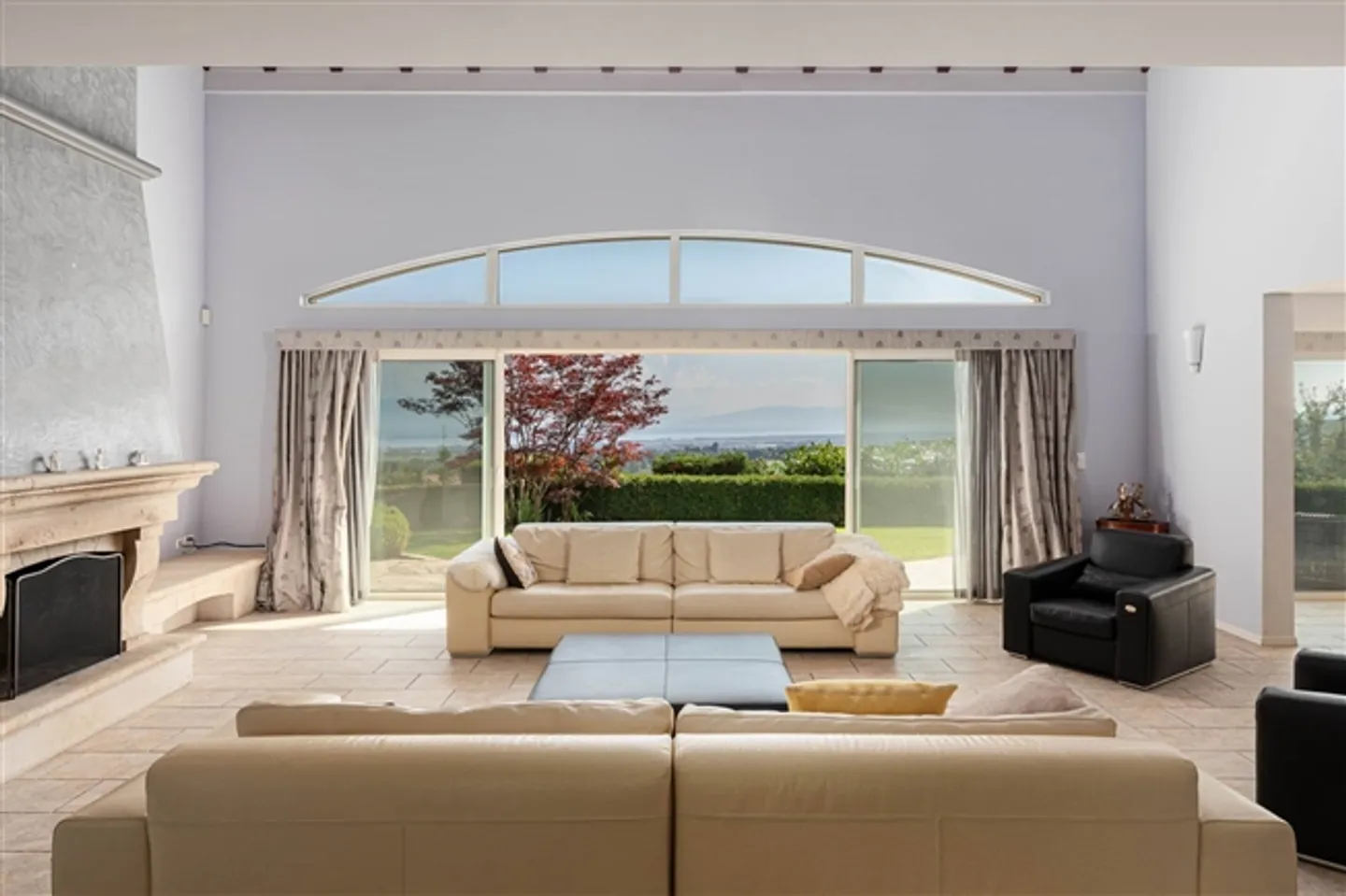 Amazing Individual Property - Photo 5 of 9