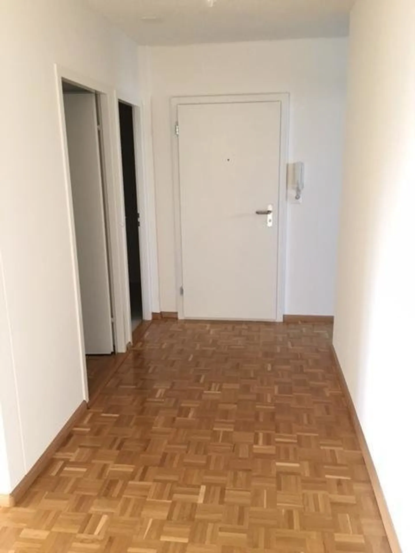 Appartamento 3 locali soleggiato in posizione tranquilla - Foto 4 di 8