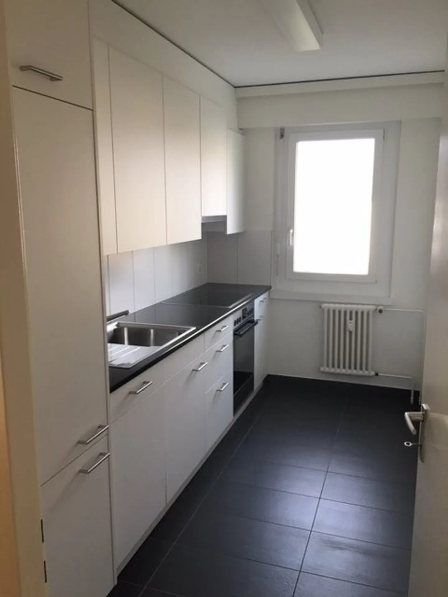 Appartamento 3 locali soleggiato in posizione tranquilla - Foto 5 di 8