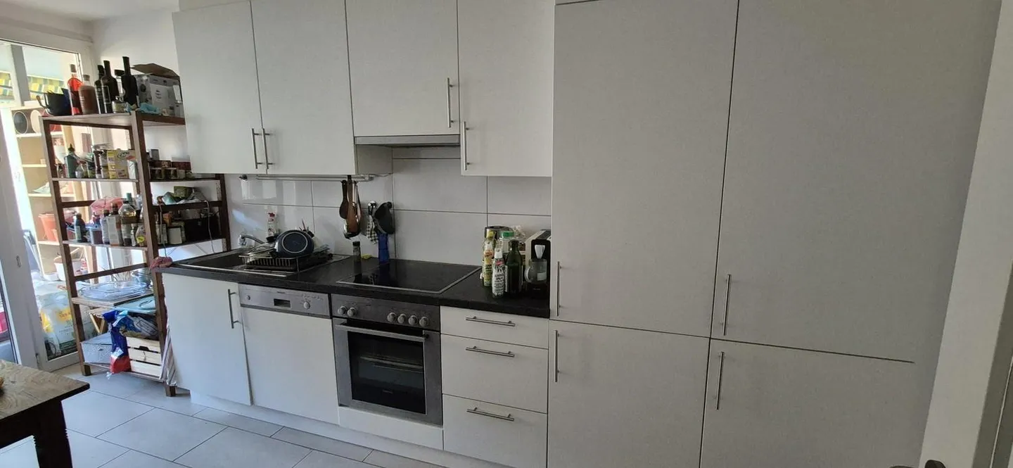 Modernes Apartment mit Balkon - Foto 4 von 5