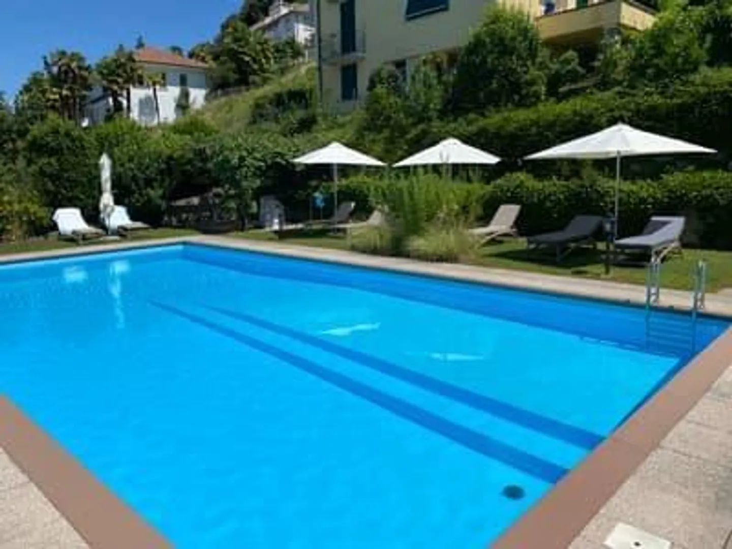 Affitto a breve o lungo termine disponibile - appartamento panoramico con vista lago Ruvigliana / 2.5 locali con vista lago e piscina (anche per brevi periodi) - Foto 8 di 8