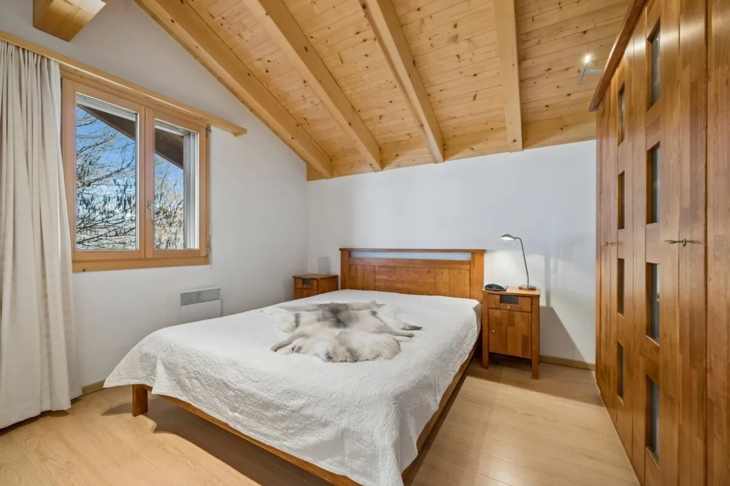 Stilvolles Chalet mit beeindruckender Aussicht - Photo 6 of 13