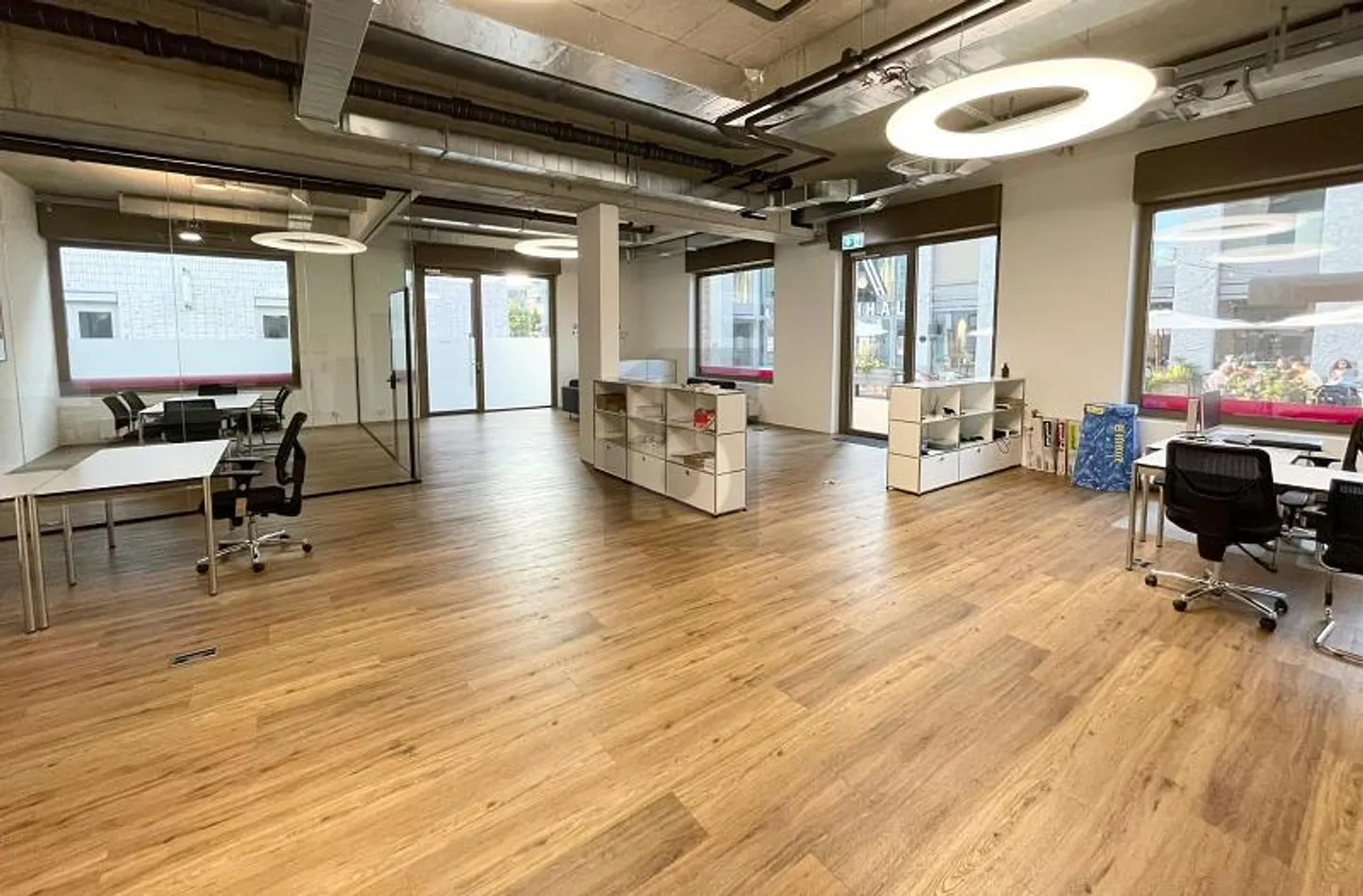 Spazio ufficio in affitto - Foto 2 di 6