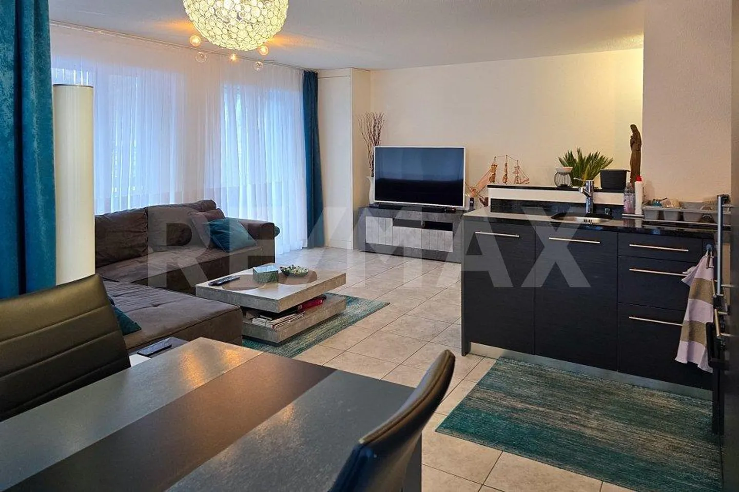 Appartamento moderno e centrale di 3,5 stanze - Foto 2 di 13